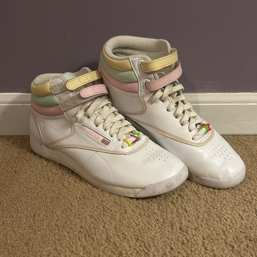 Reebok x GLOW